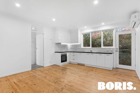 13B Batman Street, Braddon ACT 2612 - Townhouse For Rent | Domain - Photo 3