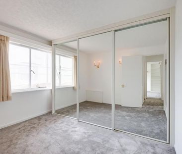 3 bedroom flat to rent - Photo 3
