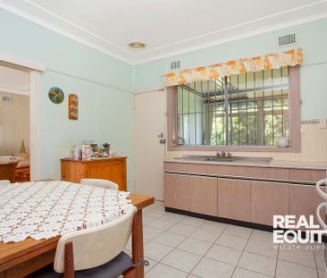 147 Epsom Road, Chipping Norton NSW 2170 - House For Rent | Domain - Photo 3