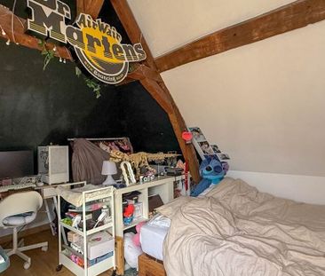 Appartement te huur in Tournai voor € 715 met 2 slaapkamers - Foto 5