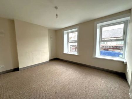 25 Downpatrick Street, - Photo 4