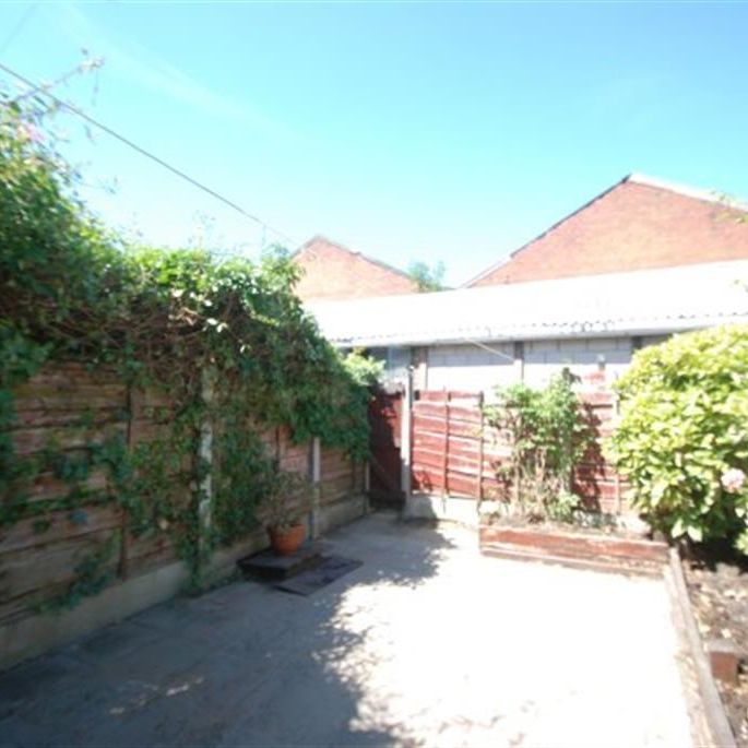 2 bedroom terraced house to rent - Photo 1