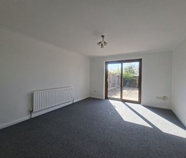 Cornwall Road, Scunthorpe - Photo 3