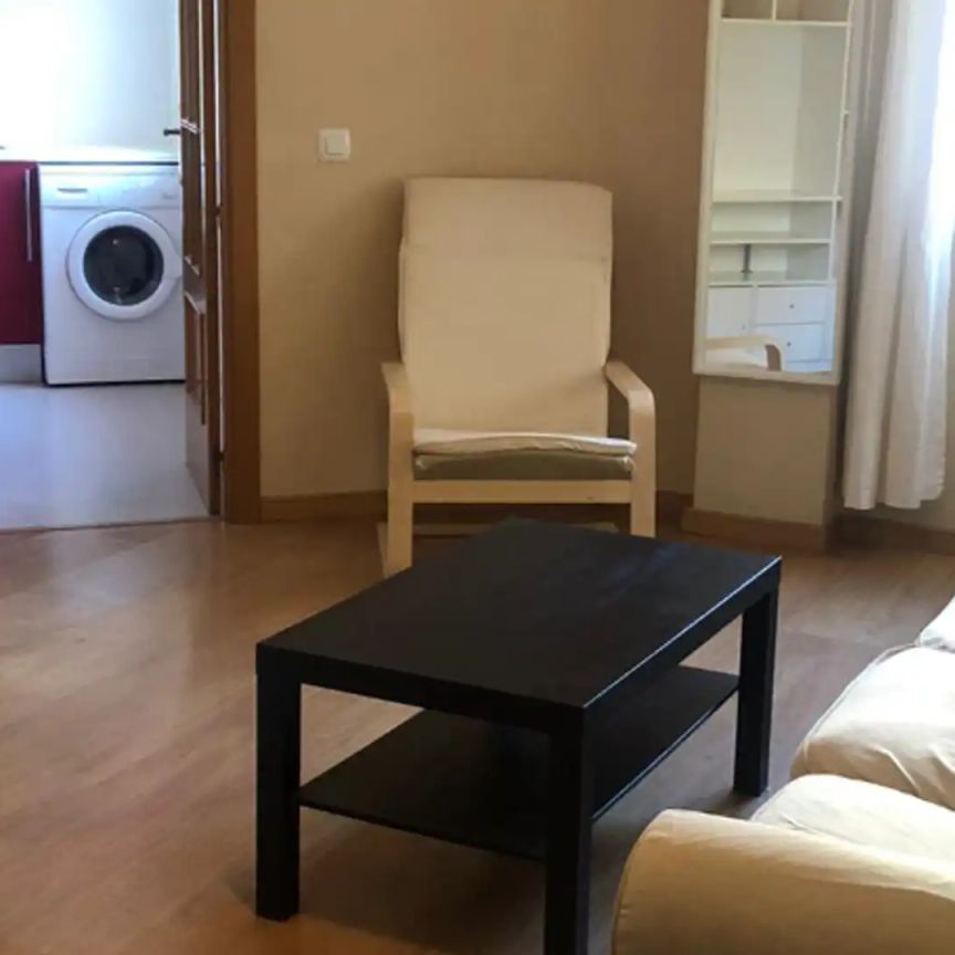 Apartamento de alquiler en Calle Constancia, Perchel Sur - Plaza de Toros Vieja - Foto 1