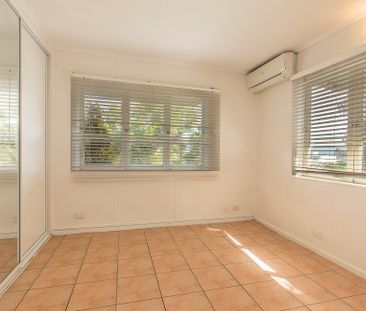 2/24 Hale Street, Townsville City QLD 4810 - Apartment For Rent | D... - Photo 5