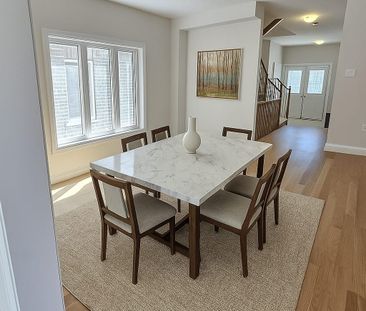 For Lease - 8 La Reine Avenue, Richmond Hill, Ontario - Photo 5