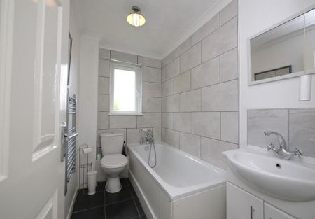 Studio to rent - Photo 4