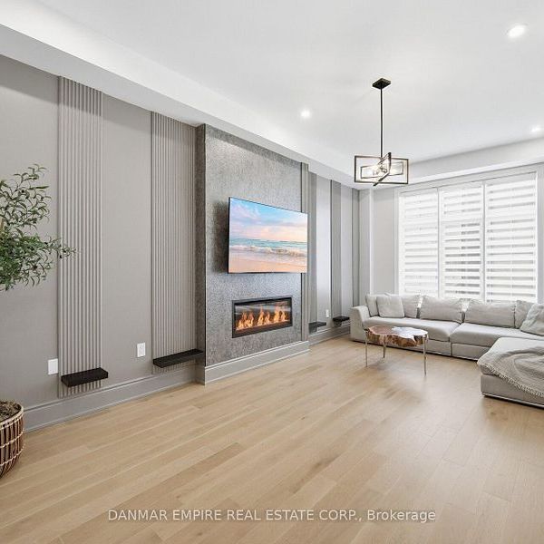 For Lease - 14 Woodgate Pines Drive, Vaughan, Ontario - Photo 1