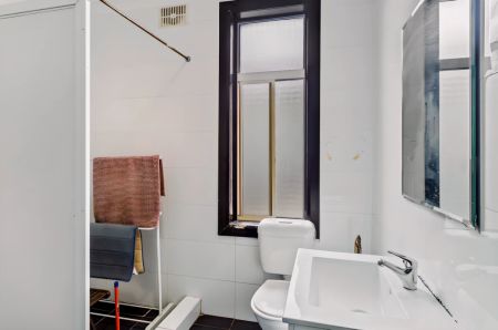 5 Liberty Enmore, Sydney - Photo 2