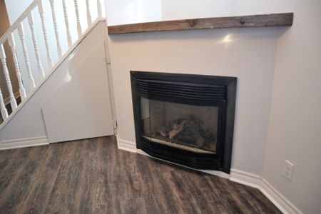 For Lease - 39 Erindale Avenue Unit# Lower, Orangeville, Ontario - Photo 2