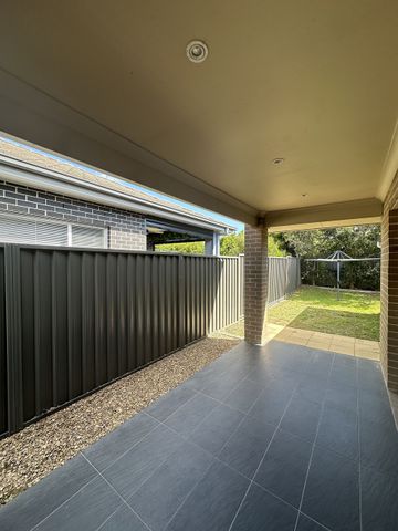 Four Bedroom Home - Photo 5