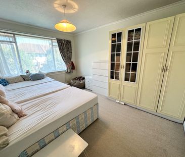 4 Bed Semi-Detached House, Elgar Avenue, W5 - Photo 5