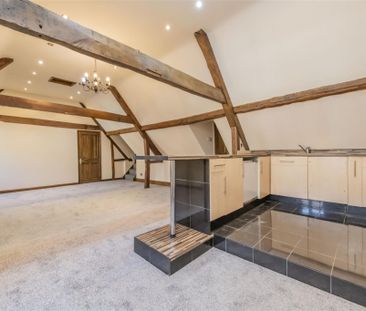2 bed Apartment To Let - Photo 1