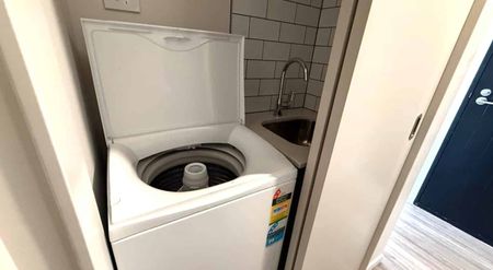 GLEN INNES, 1 BEDROOM - Photo 4