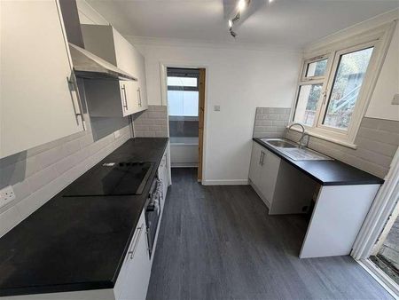 Gladstone Place, Brighton, East Sussex, BN2 - Photo 3