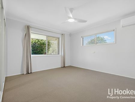 LARGE Renovated Home on Corner Block - Photo 3