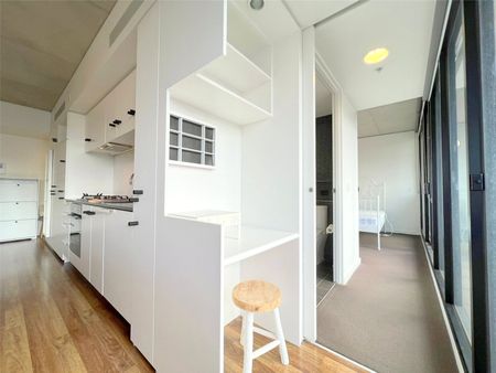 913/152 Sturt Street - Photo 4