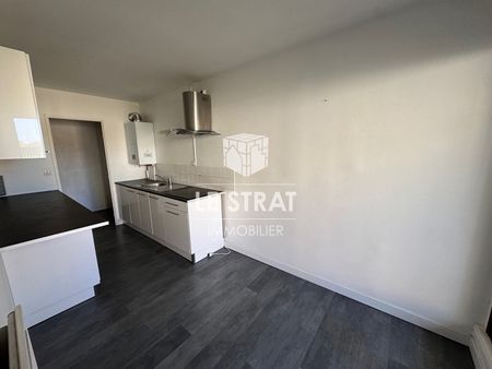 Location Appartement 3 pièces 67m² - Photo 2