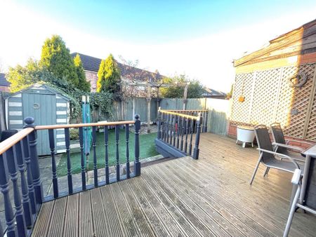 2 bedroom end of terrace house to rent - Photo 4