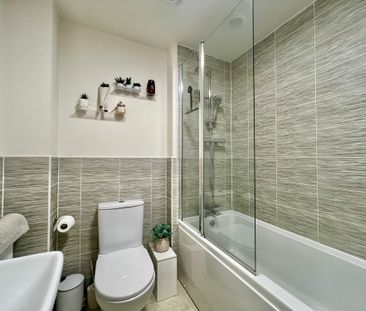 Shilling Close, North Petherton - Photo 1