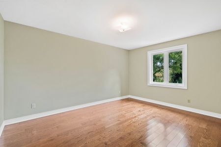 For Lease - 17 Gordon Rowe Crescent, Richmond Hill, Ontario - Photo 3