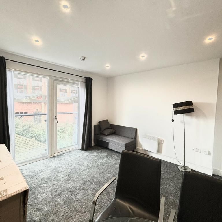 1 bedroom apartment to rent - Photo 1