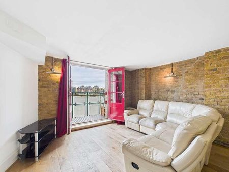 Globe Wharf, Rotherhithe Street, SE16 - Photo 2