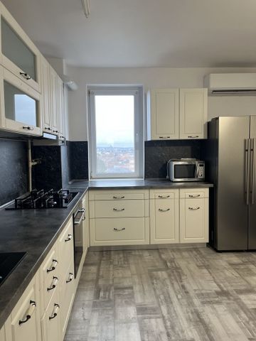 Apartament cu 2 camere, zona 7 Noiembrie - Fotografie 4
