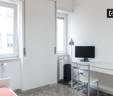 Via Calpurnio Pisone, Rome, Lazio 00175 - Photo 2