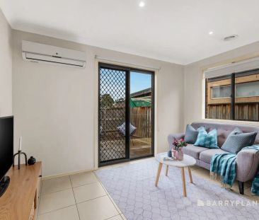 “Simple Living in a Prime Location” - Photo 2