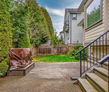 837 163A Street, Surrey - Photo 4