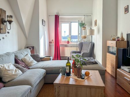 Koffer packen, einziehen und wohlfühlen: Gemütliche Dachgeschosswohnung mit kurzen Wegen in Schwelm! - Photo 4