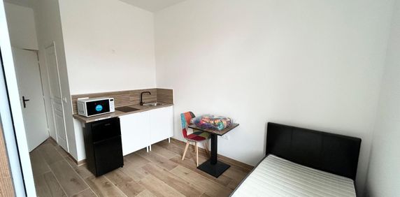 Location Appartement 1 pièce 16m² FAMARS 59300 - Photo 2