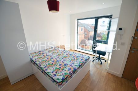 1 Bedroom Studio for rent in St Michaels Lane - Photo 4