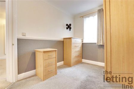 2 bedroom apartment to rent - Photo 4