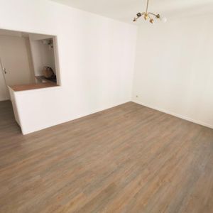 Location Appartement 2 pièces 34m² AVIGNON 84000 - Photo 2