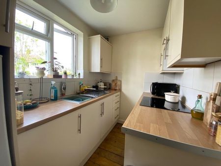 2 bedroom maisonette to rent - Photo 5