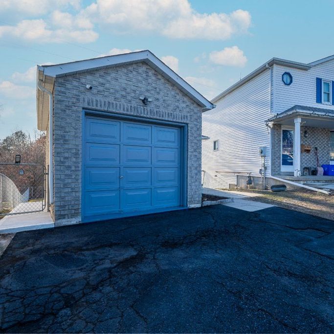 For Lease - 581 Pondtail Court Unit# Upper, Oshawa, Ontario - Photo 1