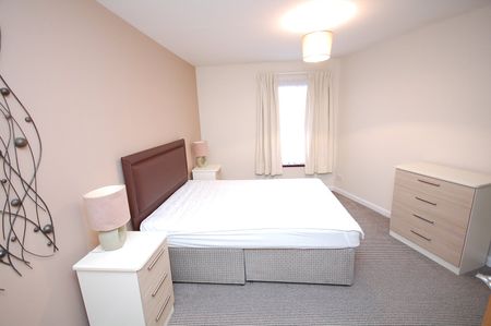 2 bedroom apartment to rent - Photo 2