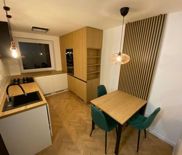 ✨ LUXUSNÉ BÝVANIE V SRDCI MICHALOVIEC – 2-IZBOVÝ BYT S BALKÓNOM, PARKO - Photo 3