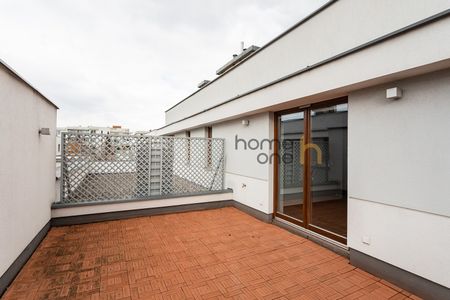 Modern House in Mokotów - Zdjęcie 2