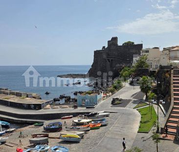 Trilocale via Re Martino 206, Centro, Aci Castello - Foto 1