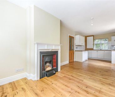 4 bedroom detached house to rent - Photo 6