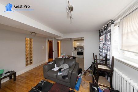 245 Fraser - Photo 4