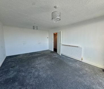 Shelley Road, Worthing, BN11 2 bedroom flat to rent - Photo 1