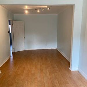 family friendly 5.5 apartment for rent - Photo 2