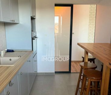De inchiriat apartament 3 camere, 2 bai, decomandate - Buna Ziua - Photo 1