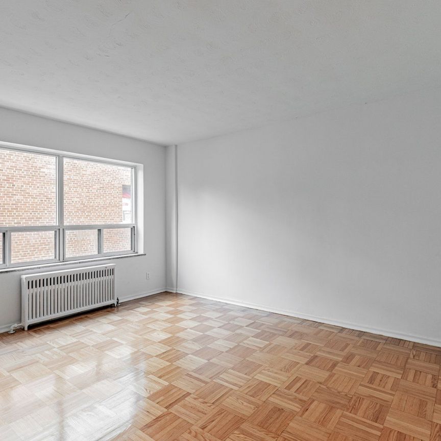 For Lease - 156 Kingston Road Unit# 208, Toronto, Ontario - Photo 1