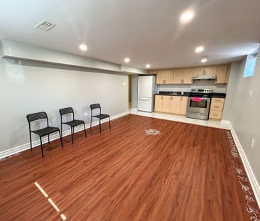 For Lease - 133 Earlton Road Unit# Bsmt, Toronto, Ontario - Photo 2