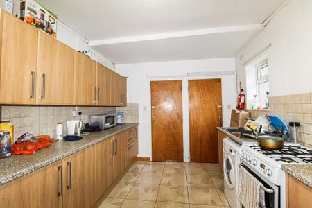 5 bedroom house to rent - Photo 4